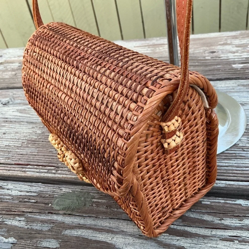 Vintage Brown Woven Crossbody Leather Strap Bag